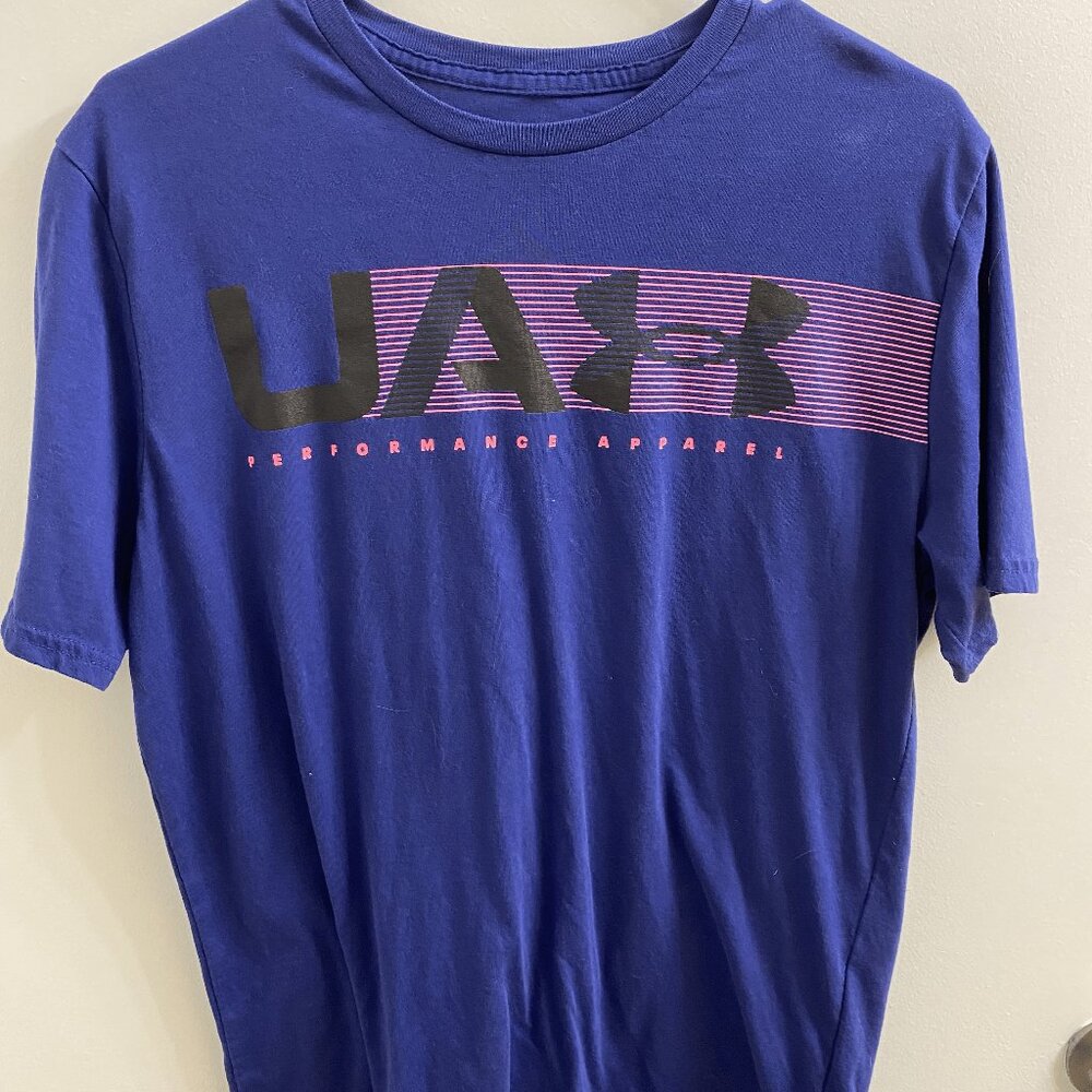 Under Armour Mens T-Shirt Medium